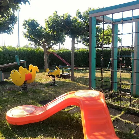 Chiara Villa